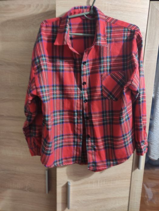 Гарна тепла сорочка 46 р.(М/.В хорошому стані.