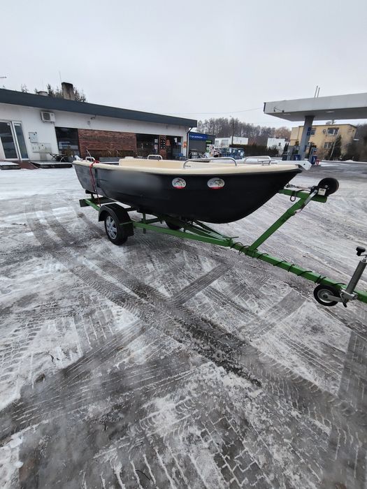 Łódź Łódka Wędkarska Remus 390