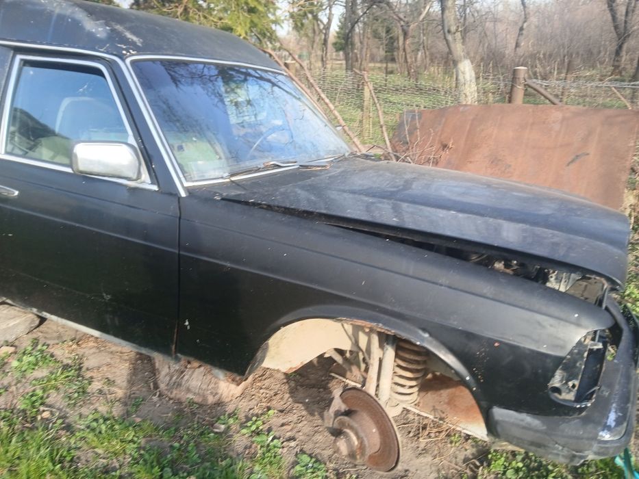 Продам запчастя мерс 123