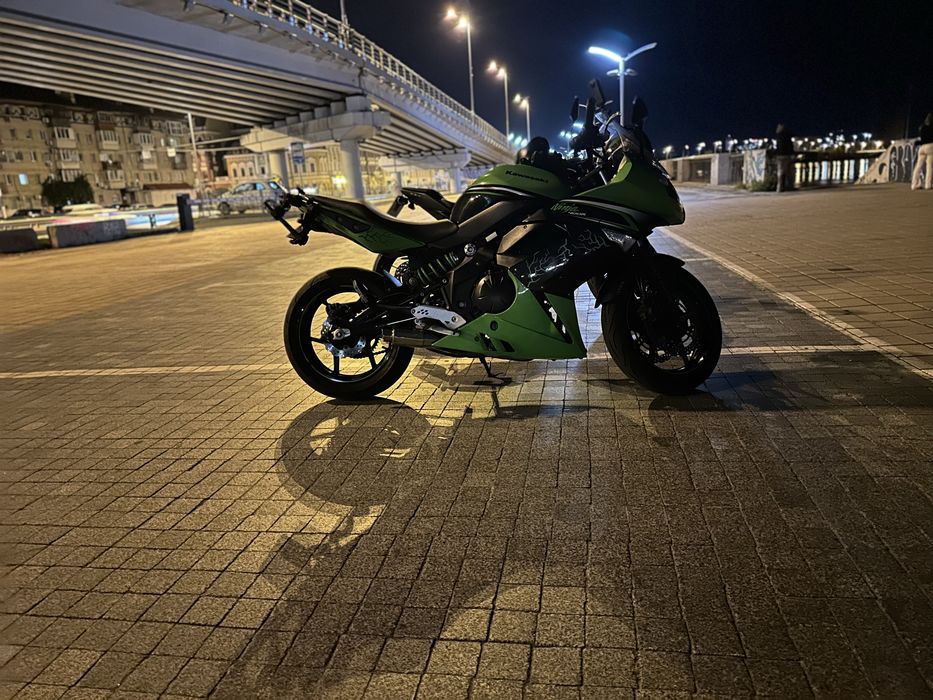 Kawasaki Ninja 400R