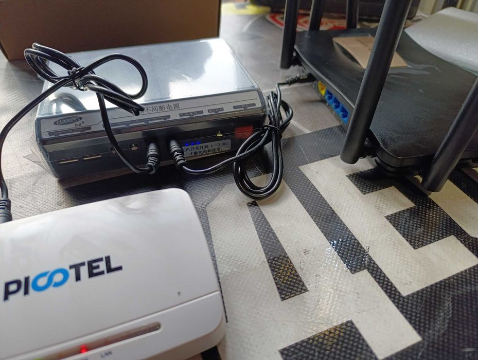 Mini UPS 30000mAh Penxess (Li-Pol). Для роутера,  Mini PC, камер, тел