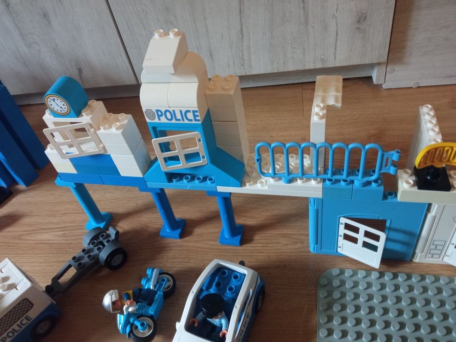 Lego Duplo policja
