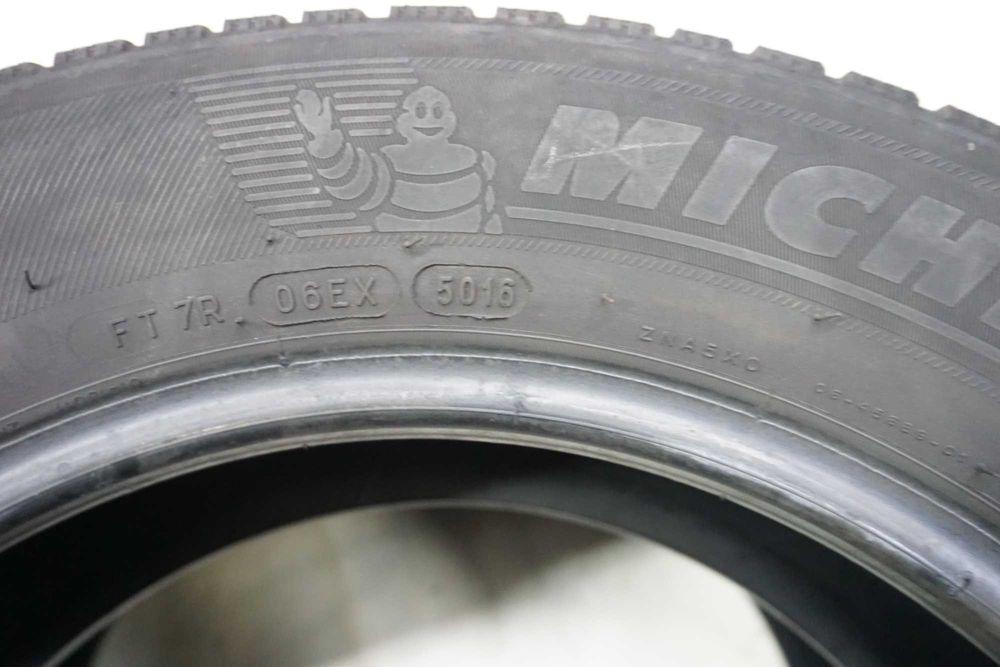 Резина\Шини 205/60 R16 Michelin
