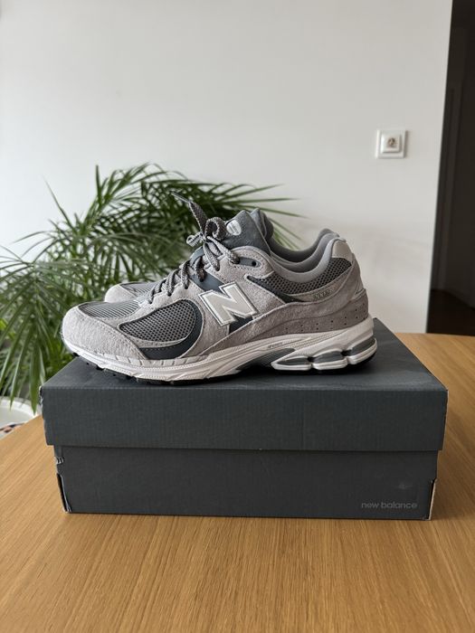 New balance 2002R grey