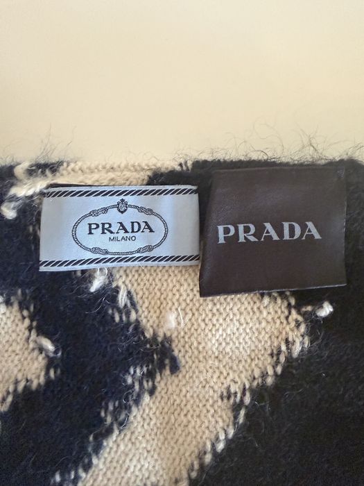 Шапка   Prada