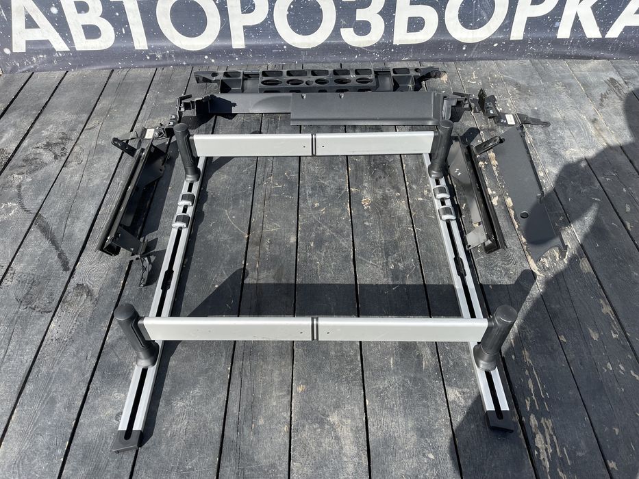 Фиксатор грузов в багажник Passat B6 фіксатор груза в багажник Пассат