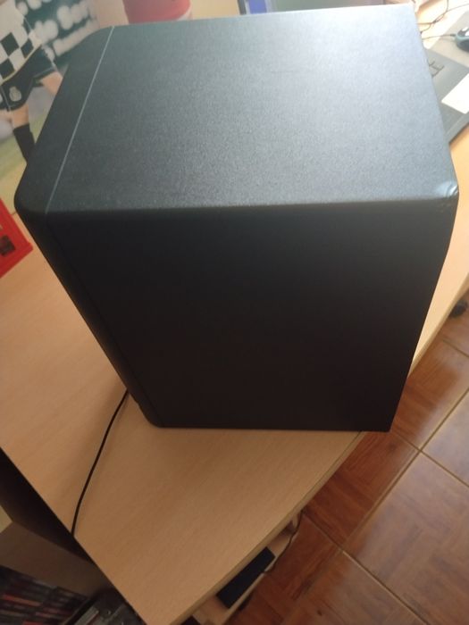Monitor rokit krk 7 g4
