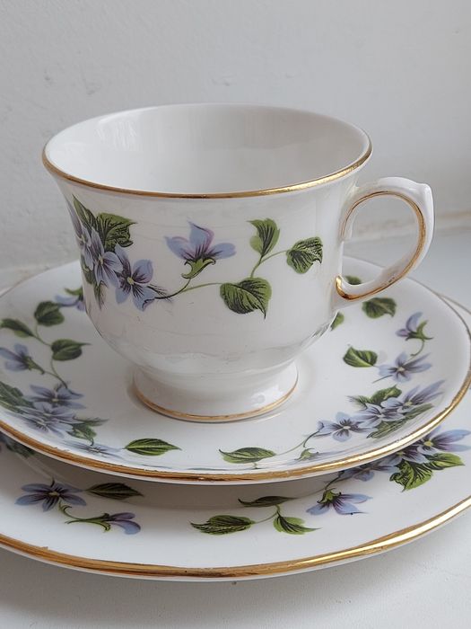 Filiżanka-Trio - Queen Anne - Made in England, Bone China