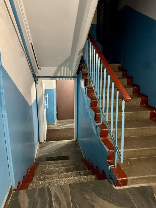 Продаж - 2-кімн квартира в м Самар, площа Героїв (р-н БК МЕТАЛУРГІВ)