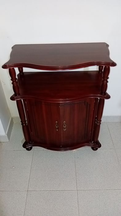 Sapateira/Móvel de Entrada Vintage em Madeira Maciça