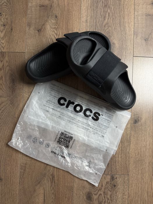 Тапочки CROCS Mellow Luxe