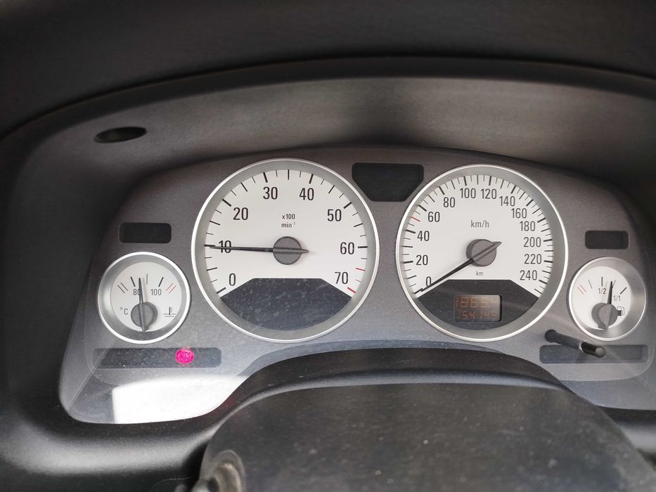 Opel Astra cabrio Bertone excelente