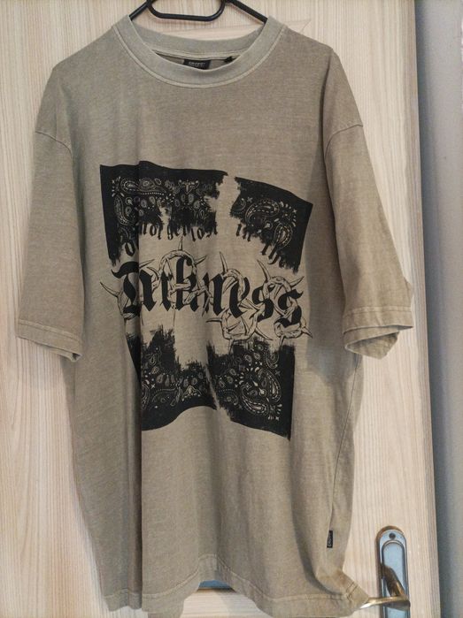 T-shirt męski z nadrukami