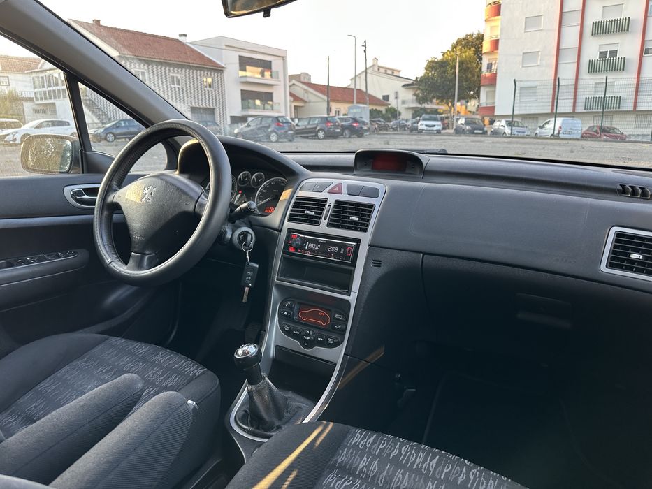 Peugeot 307 — fotografia 9