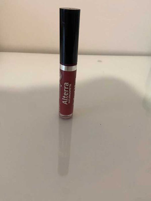 Nowa pomadka Alterra Velvet Matt