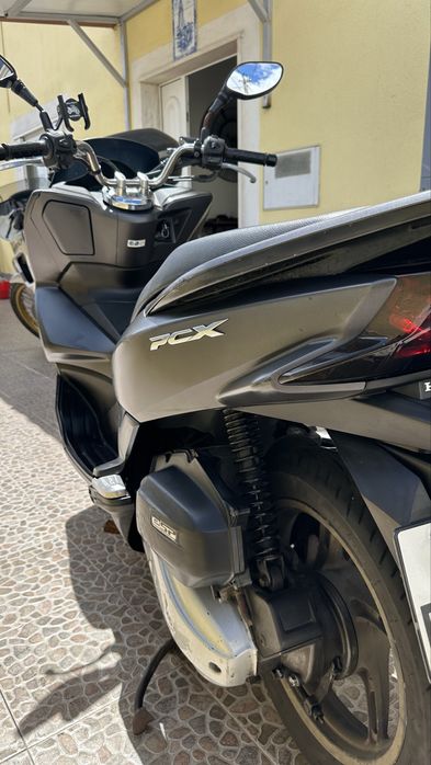 Honda pcx 73000 klms 2016