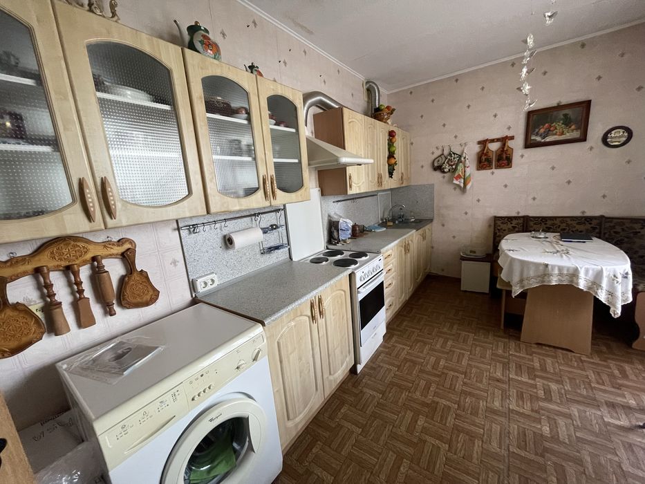 Продаж 2-к кв 70м2 Позняки Григоренко буд.15
