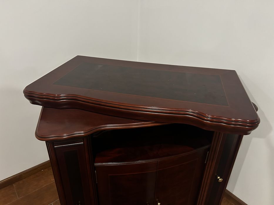 Móvel Bar em Madeira Maciça - Excelente Estado!