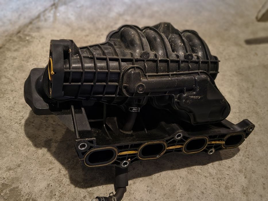 Kolektor ssący m16a sx4 Sedici grandvitara