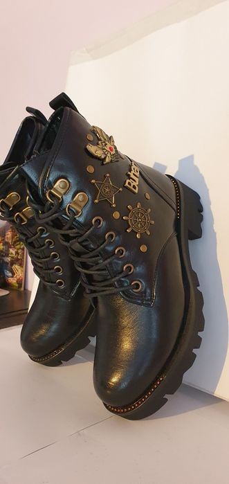 Trapery nowe damskie ocieplane rozmiar 36