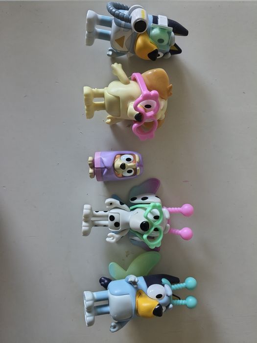 Oryginalne figurki Bluey