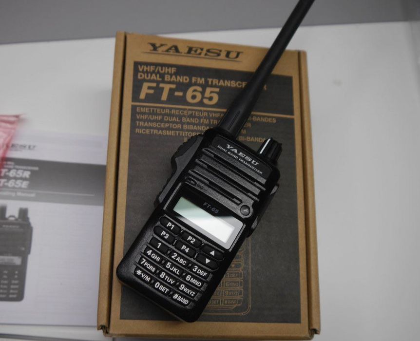 Radiotelefon YAESU FT-65