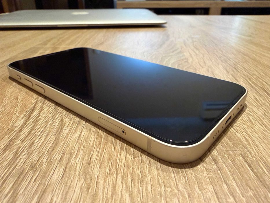 iPhone 12 64GB biały
