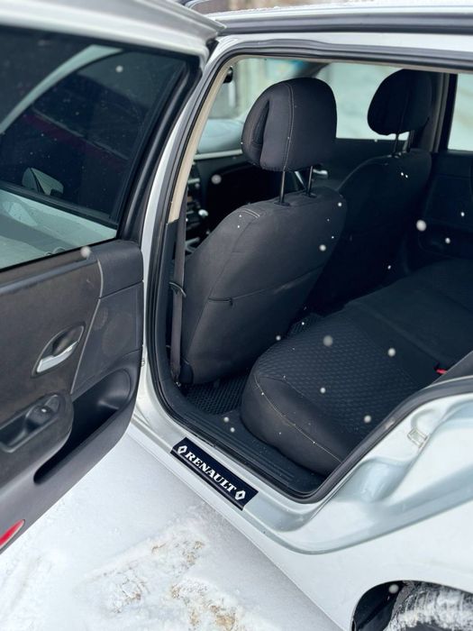 Renault Laguna 2006 2.0 бензин