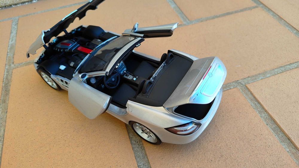 Mercedes Benz SLR Roadster 1/18 Minichamps