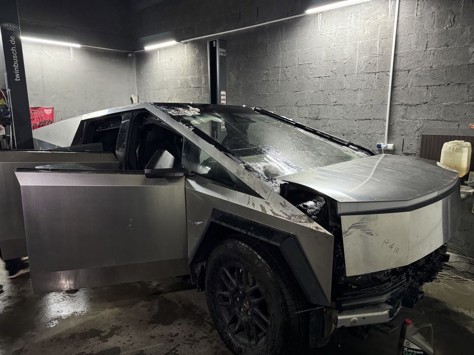 Tesla Service Ремонт Діагностика