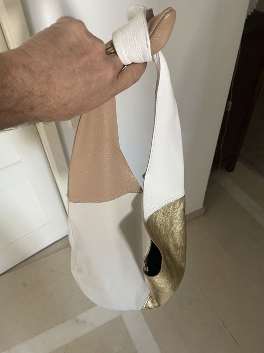 Mala em pele -  bom estado (Carnide)