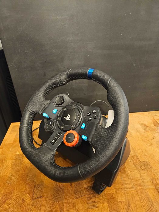 Logitech G29 Driving Force!