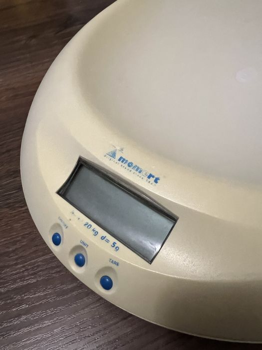 Дитячі ваги Momert (Угорщина) – робочі, гарний стан весы детские