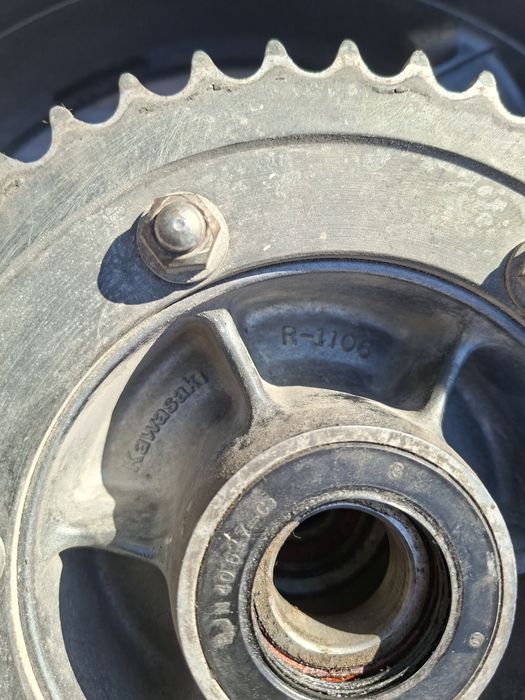 КОЛЕСА для спортивного мотоцикла KAWASAKI