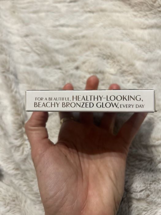 Charlotte Tilbury Beautiful Skin Sun-Kissed Glow Bronzer