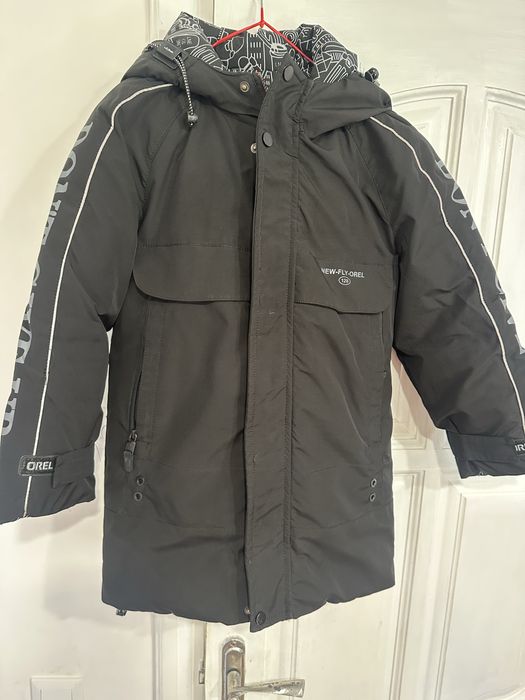 Зимова двостороння куртка , стано нової