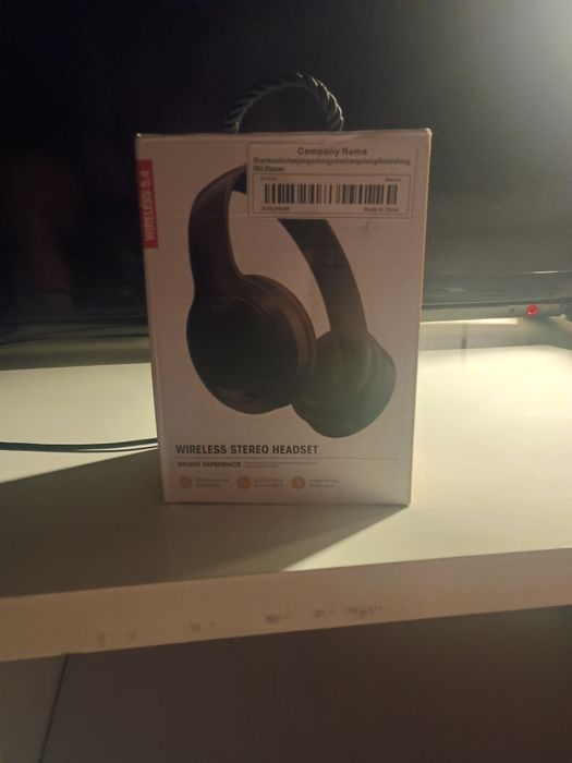 Słuchawki bezprzewodowe w stylu JBL
