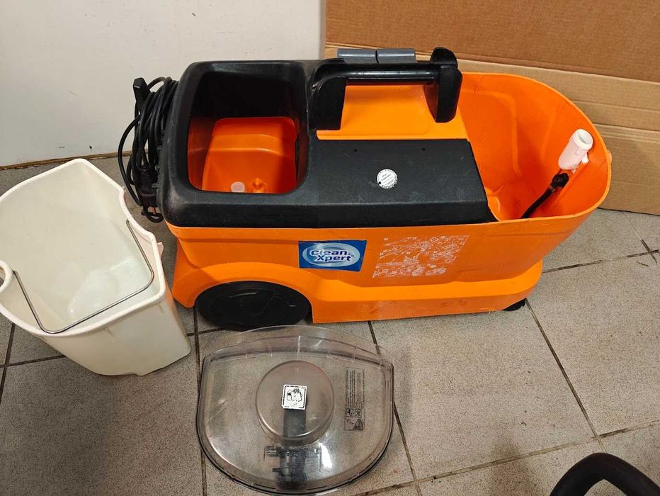 Odkurzacz piorący Karcher Puzzi 10/1