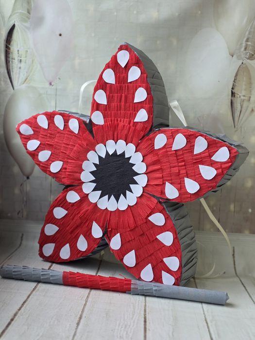 Піньята Дивні дива (Демогоргон)