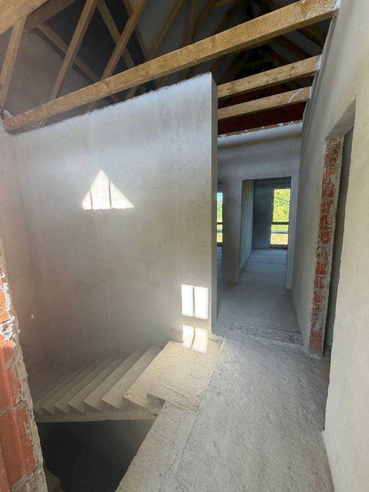 Продаж тауну в Опришівцях
