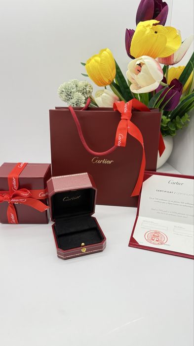 Коробок під сережки Cartier Картьє .Новий.