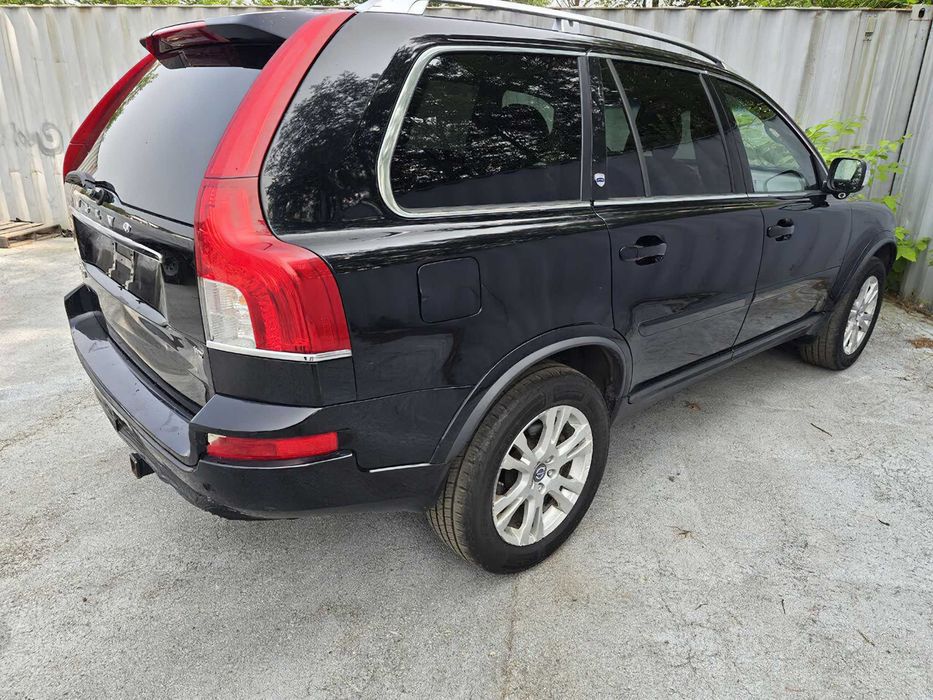 Volvo XC90 3.2      2014