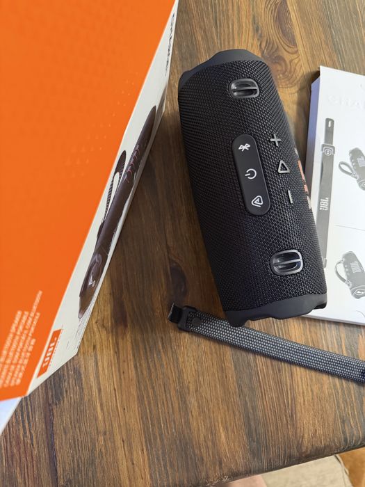 JBL Charge 6 Bluetooth колонка