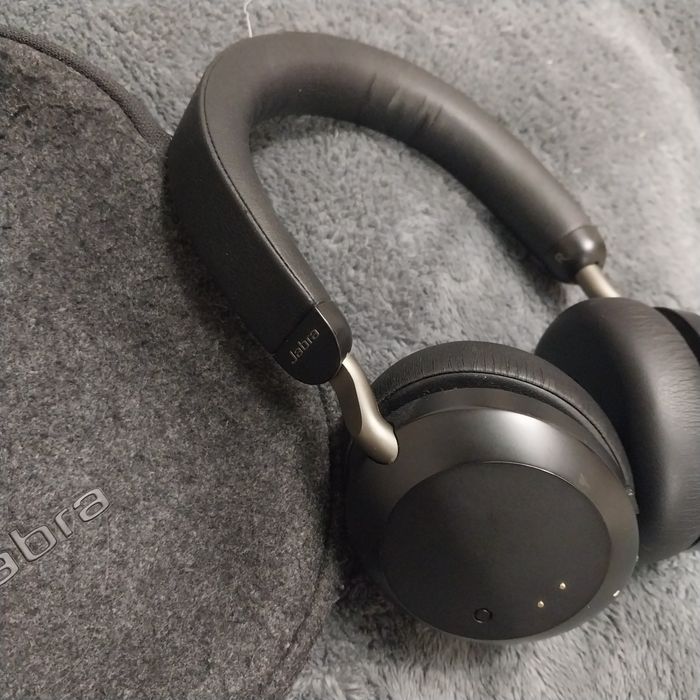 Продам Jabra Evolve2 75