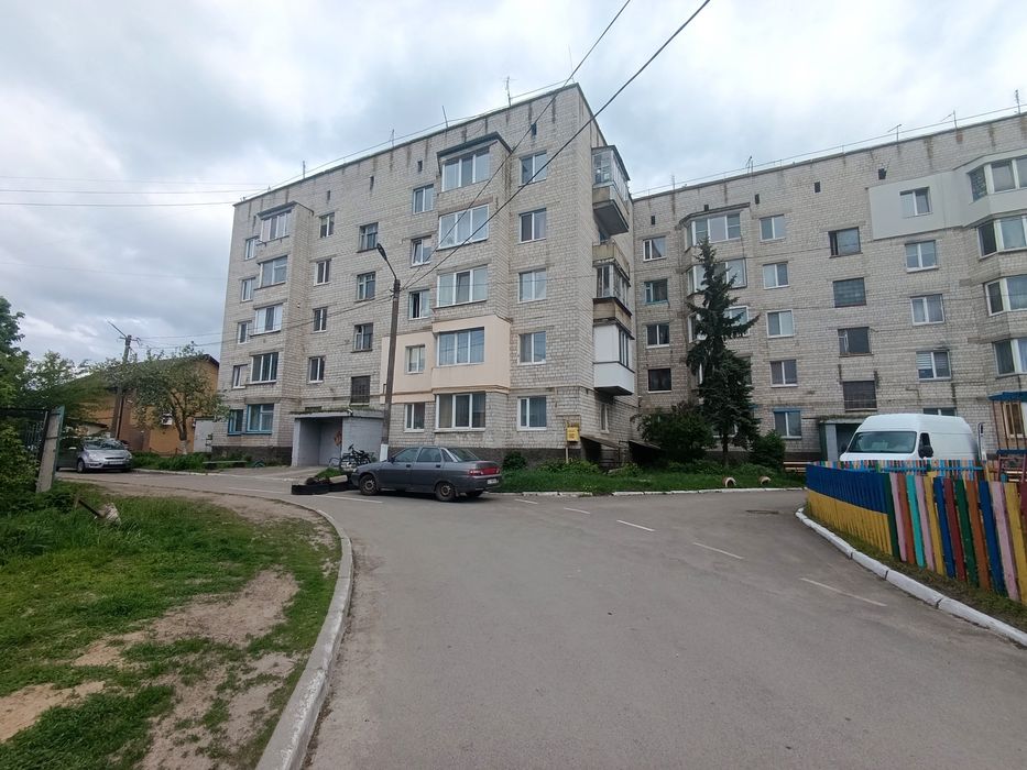 Продаж 1 кімнатної квартири в центрі Димера