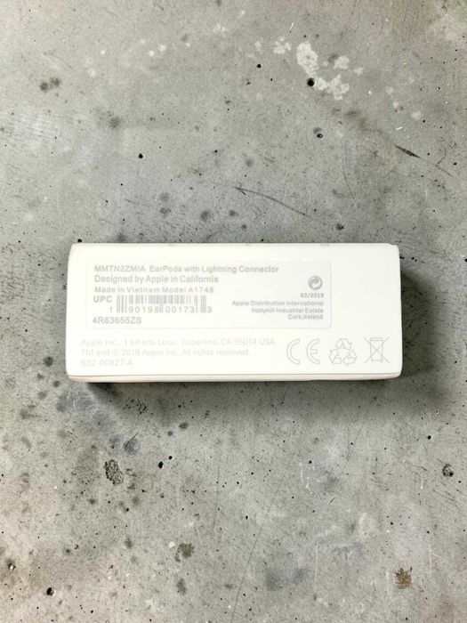 Дротові навушники Apple EarPods (Lightning)