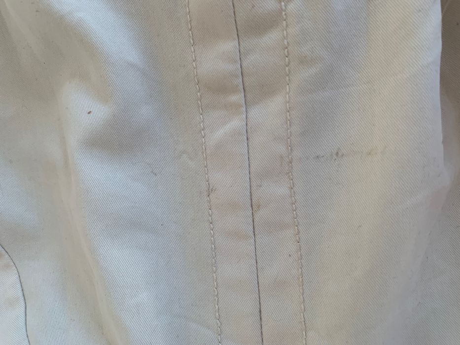 Krótki beżowy płaszcz kurtka na wiosnę trencz z paskiem bawełna cotton