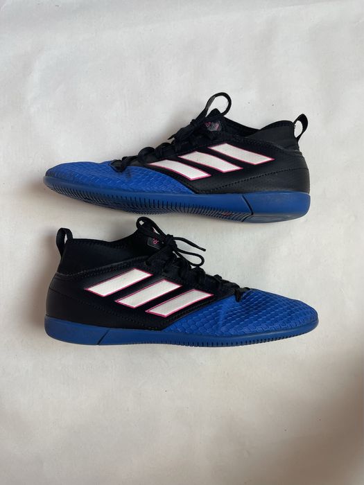 Бутсів  копи футзалки бампи сороконіжки nike adidas puma