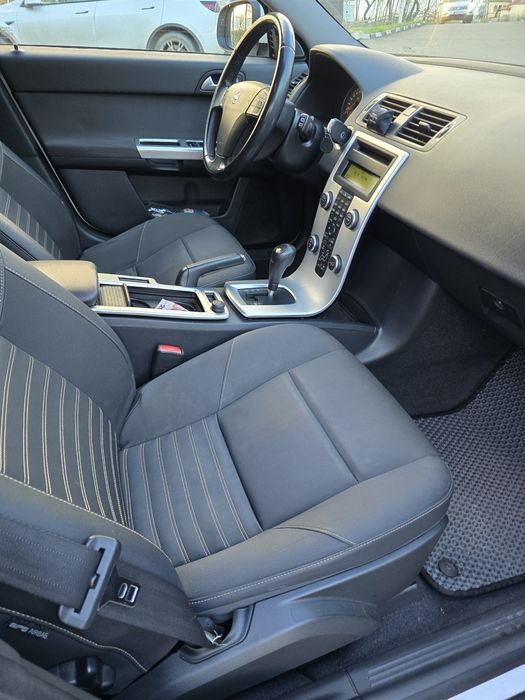 Volvo V50 2012 D3 Aisin
