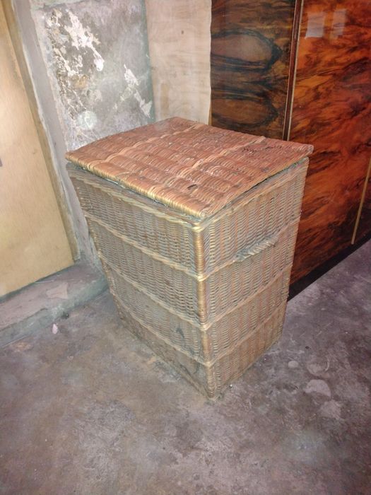 Kosz wiklinowy duży z uszami